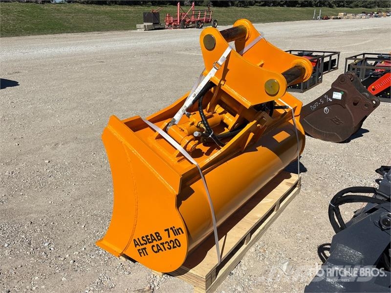 LYALS ALSEAB320 71 in Hydraulic Tilting Excavator Žlice