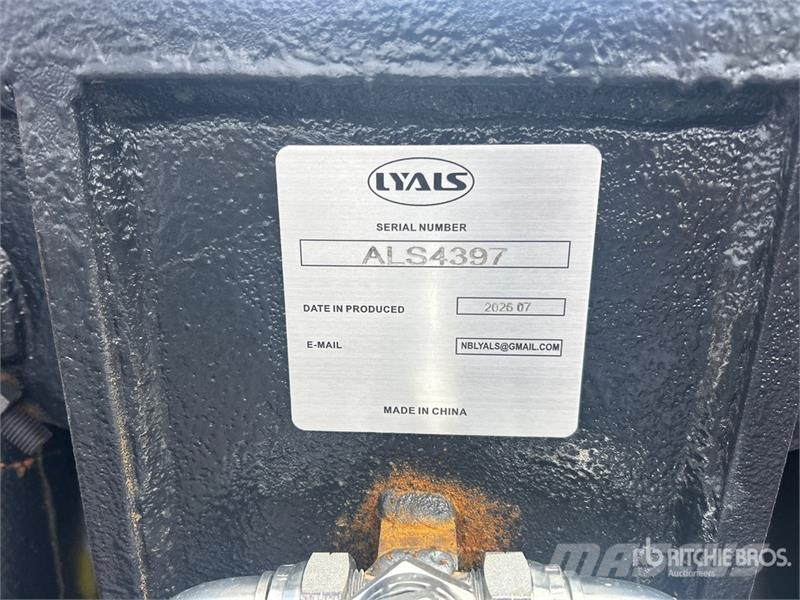  LYALS ALSEHCB320 20 in Excavator Clamshell Bucket  مكونات أخرى