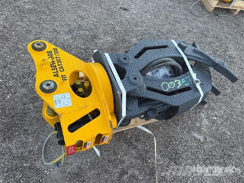 LYALS ALSEWG60 16 in Wood Excavator Grapple - Fits Куки