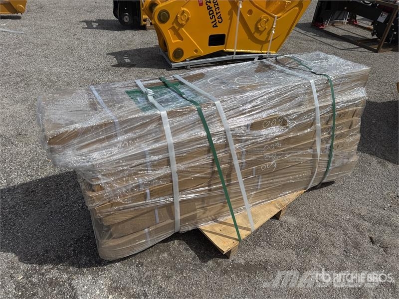 LYALS ALSHTC 18 ft x 20 ft Carport (Unused) 鋼架建築