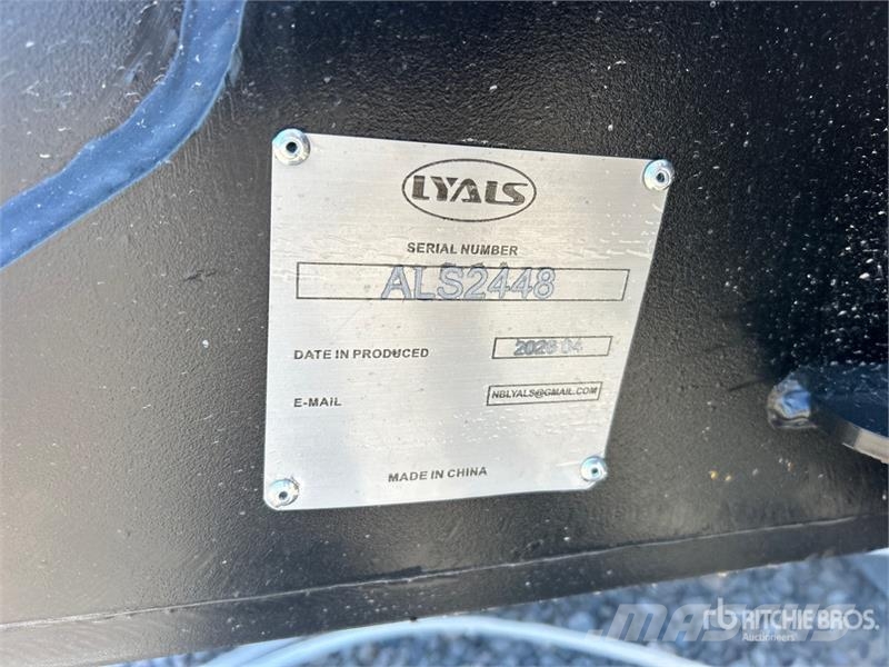 LYALS ALSSB Skid Steer Backhoe (Unused) Nakladalne žlice