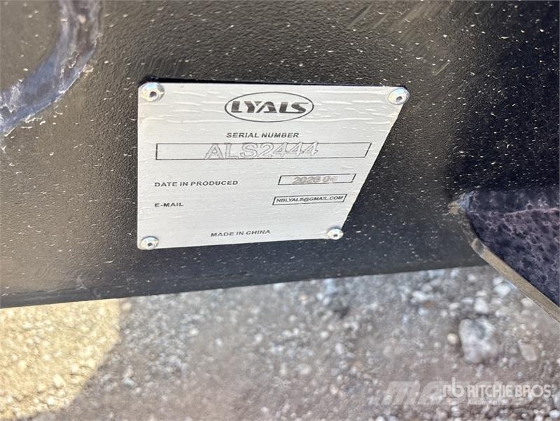 LYALS ALSSB Skid Steer Backhoe (Unused) Utovarne korpe