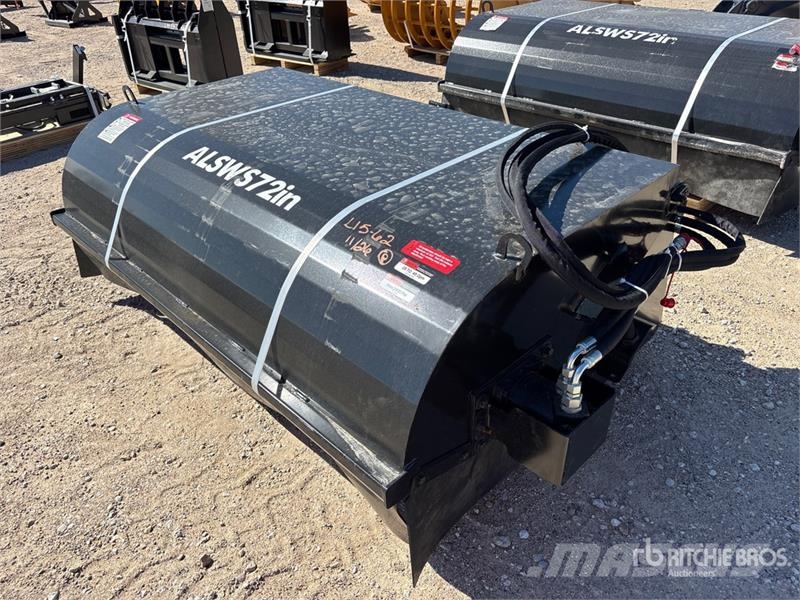 LYALS ALSSBS 72 in Skid Steer Sweeper (Unused) Süpürgeler