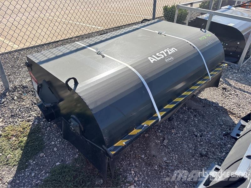  LYALS ALSSBS 72 in Skid Steer Sweeper (Unused) فرش