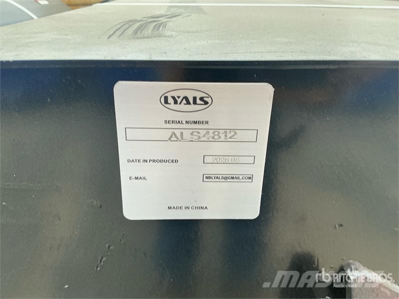  LYALS ALSSBS 72 in Skid Steer Sweeper (Unused) Balayeuse / Autolaveuse