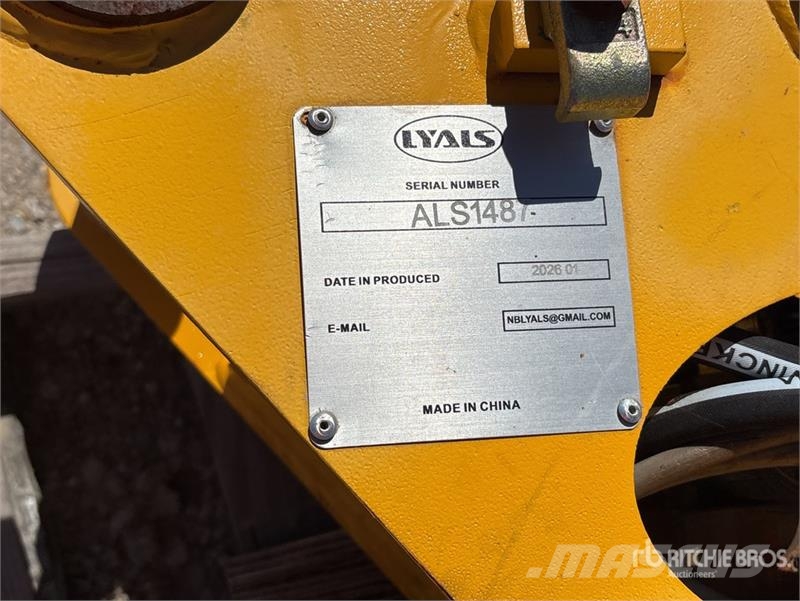 LYALS Rotating Excavator Grapple - Fits 3 - 8 Ton Garras