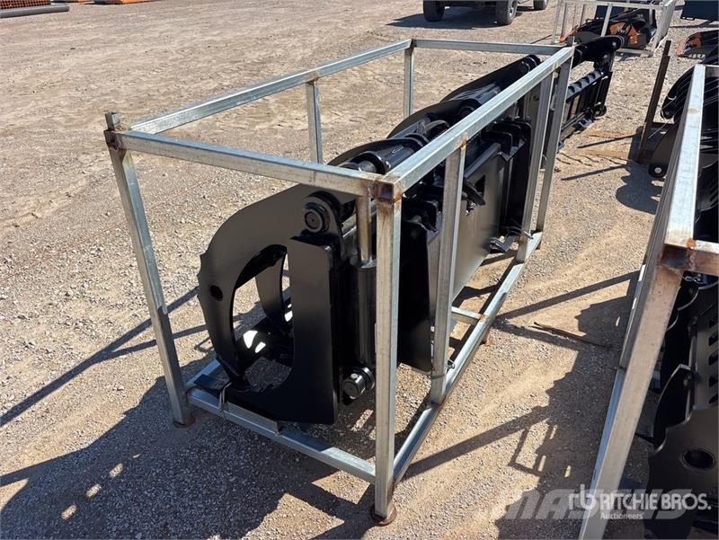 LYALS ZMQ01 72 in Skid Steer Root Rake (Unused) Ancinhos e espalhadores de feno