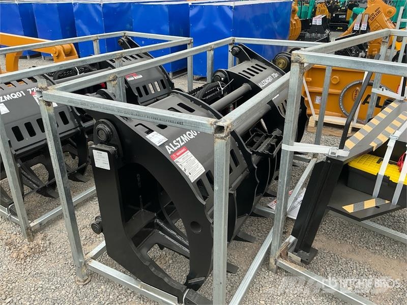  LYALS ZMQ01 72 in Skid Steer Root Rake (Unused) Ancinhos e espalhadores de feno