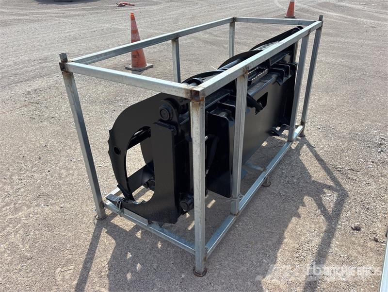 LYALS ZMQ01 72 in Skid Steer Root Rake (Unused) Kreiselheuer/-wender