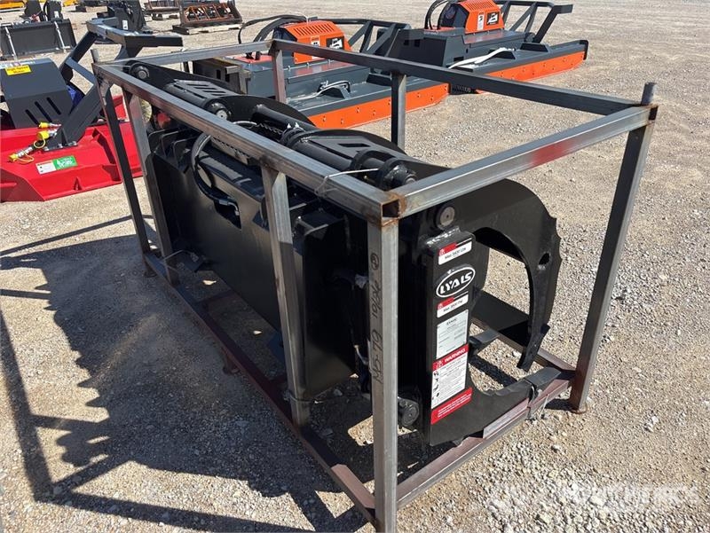  LYALS ZMQ01 72 in Skid Steer Root Rake (Unused) Okretači i sakupljači sena