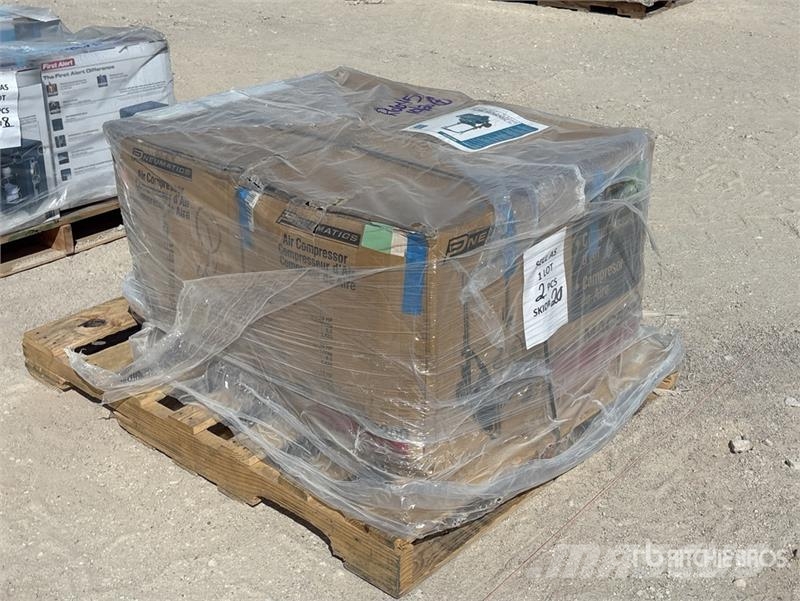 MAC of (2) MAC 5200 Electric 5 gal Air Compressor Kompressoren
