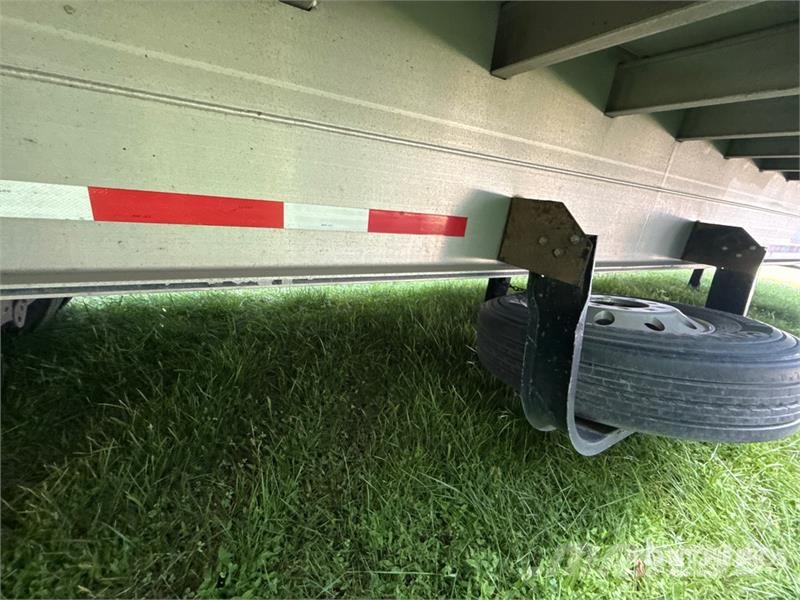 MAC TNAR48AA 48 ft T/A Spread Axle Curtain Side Traile Gardinanhænger