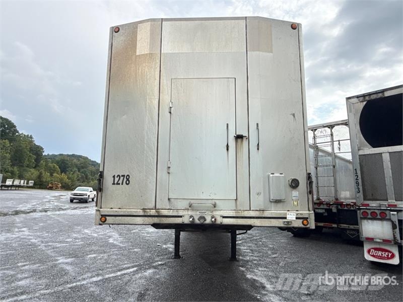 MAC TNAR48AA 48 ft T/A Spread Axle Curtain Side Traile مقطورات بغطاء جانبي