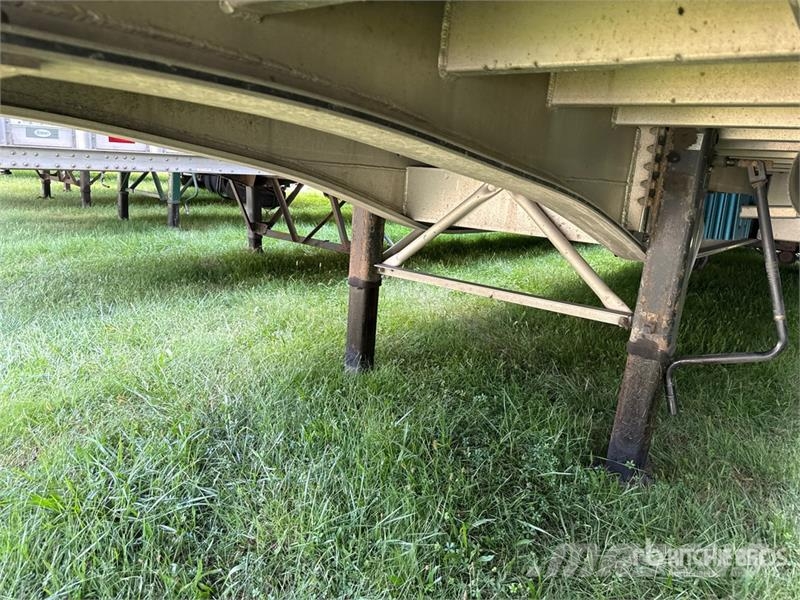 MAC TNAR48AA 48 ft T/A Spread Axle Curtain Side Traile Gardinanhænger
