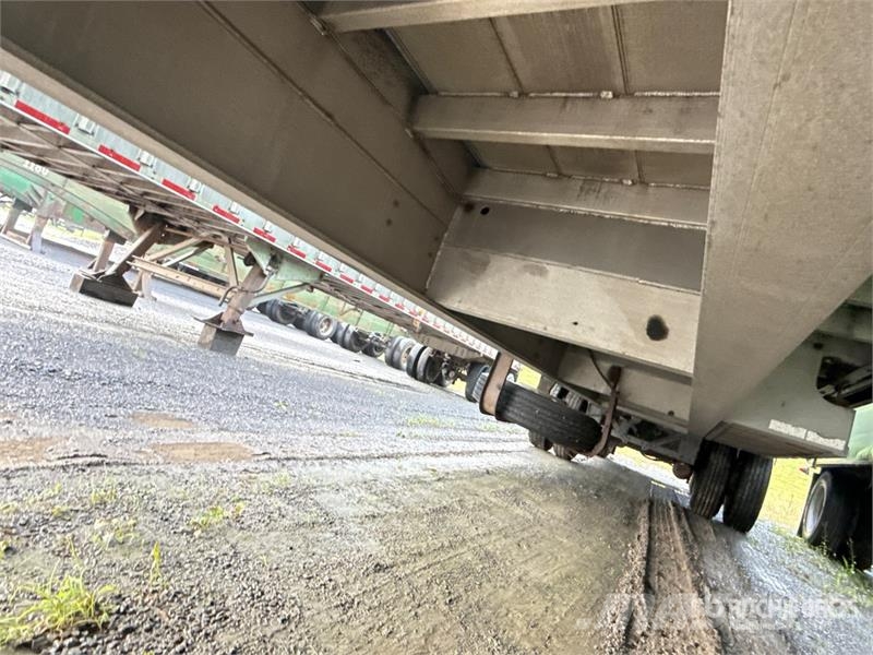MAC TNAR48AA 48 ft T/A Spread Axle Curtain Side Traile Prikolice sa ceradom