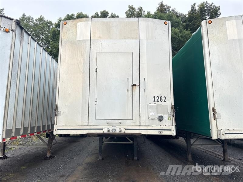 MAC TNAR48AA 48 ft T/A Spread Axle Curtain Side Traile مقطورات بغطاء جانبي