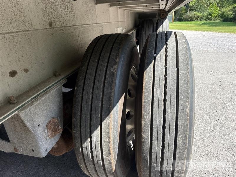 MAC TNAR48AA 48 ft T/A Spread Axle Flatbed Trailer Plato/keson prikolice