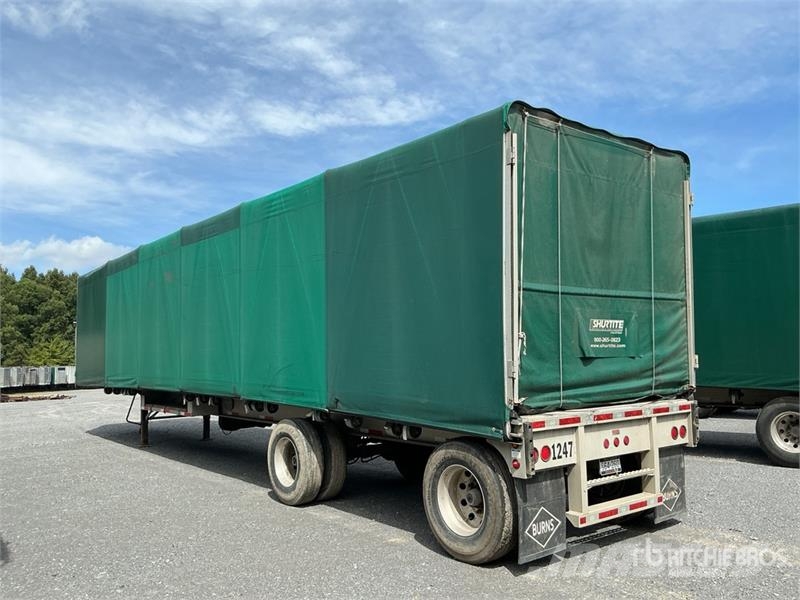 MAC TNAR48AA 48 ft T/A Spread Axle Curtain Side Traile مقطورات بغطاء جانبي