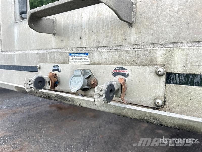 MAC TNAR48AA 48 ft T/A Spread Axle Flatbed Trailer Lavaperävaunut