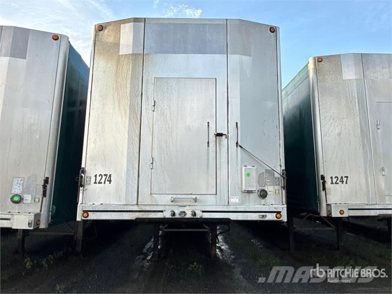 MAC TNAR48AA 48 ft T/A Spread Axle Curtain Side Traile Curtainsideranhänger