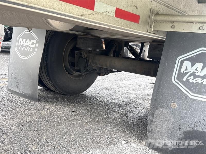 MAC TNAR48AA 48 ft T/A Spread Axle Curtain Side Traile مقطورات بغطاء جانبي