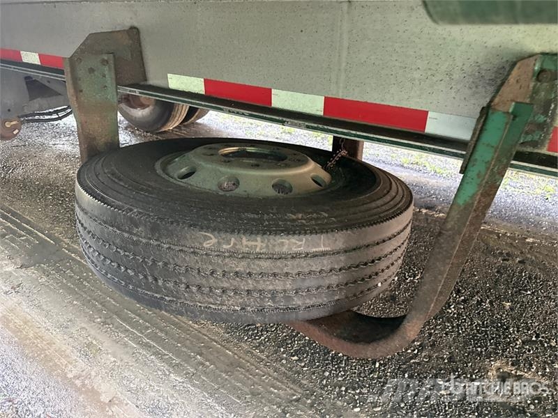 MAC TNAR48AA 48 ft T/A Spread Axle Curtain Side Traile Prikolice sa ceradom