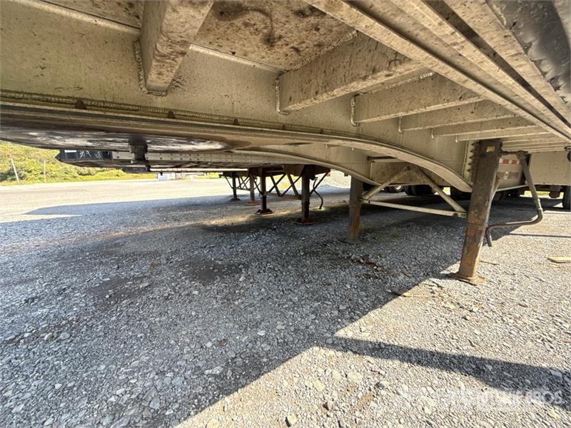 MAC TNAR48AA 48 ft T/A Spread Axle Curtain Side Traile Curtainsider trailers