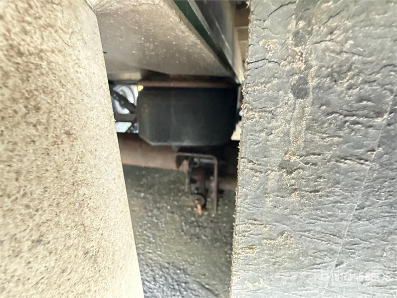 MAC TNAR48AA 48 ft T/A Spread Axle Curtain Side Traile Prikolice sa ceradom