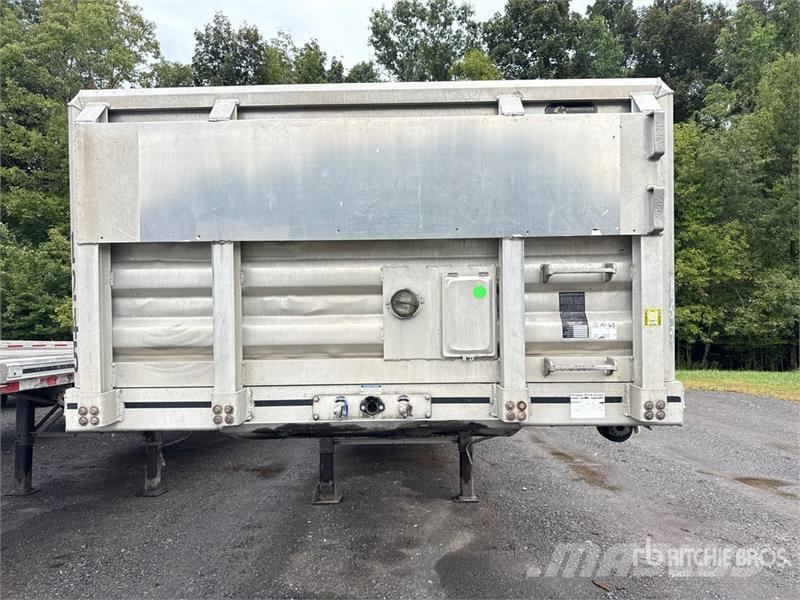 MAC TNAR48AA 48 ft T/A Spread Axle Flatbed Trailer Lavaperävaunut