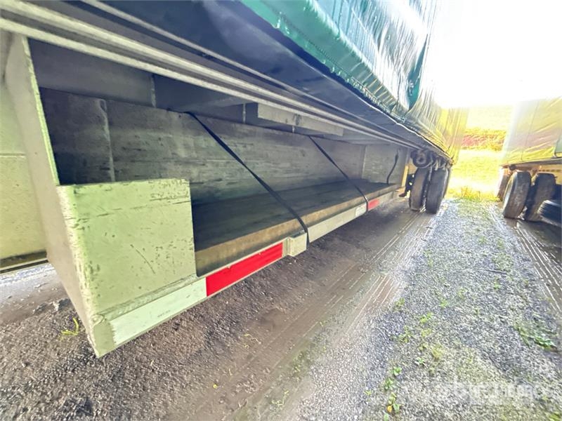MAC TNAR48AA 48 ft T/A Spread Axle Curtain Side Traile 侧帘拖车