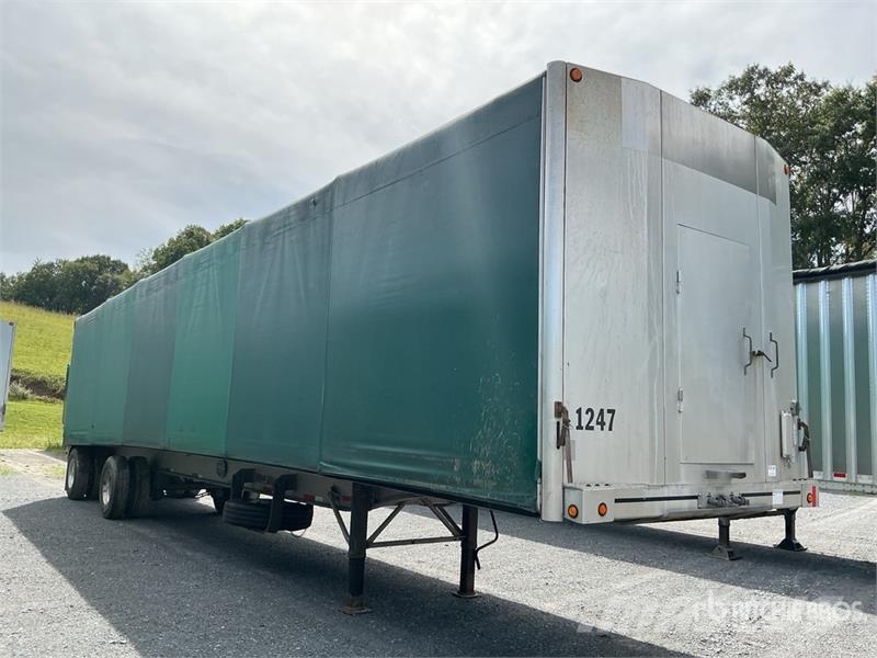 MAC TNAR48AA 48 ft T/A Spread Axle Curtain Side Traile مقطورات بغطاء جانبي