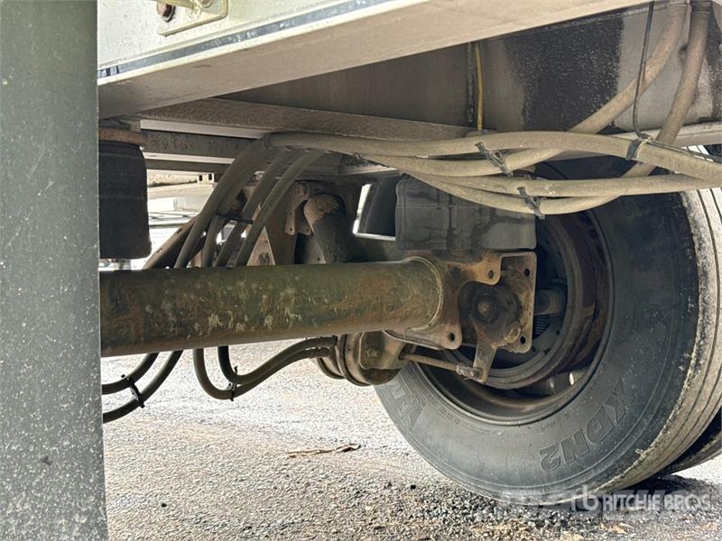 MAC TNAR48AA 48 ft T/A Spread Axle Flatbed Trailer Lavaperävaunut