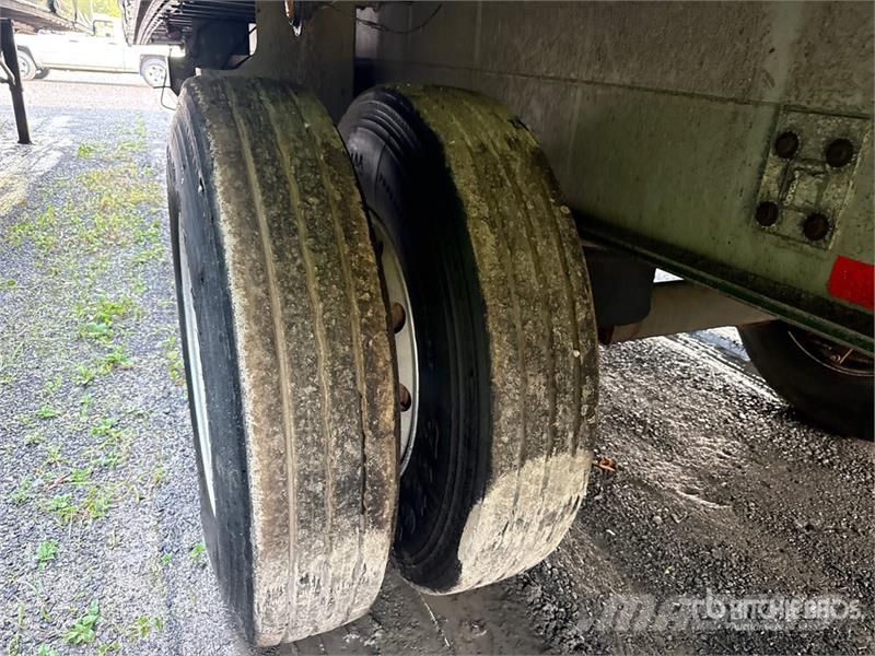 MAC TNAR48AA 48 ft T/A Spread Axle Curtain Side Traile Prikolice sa ceradom