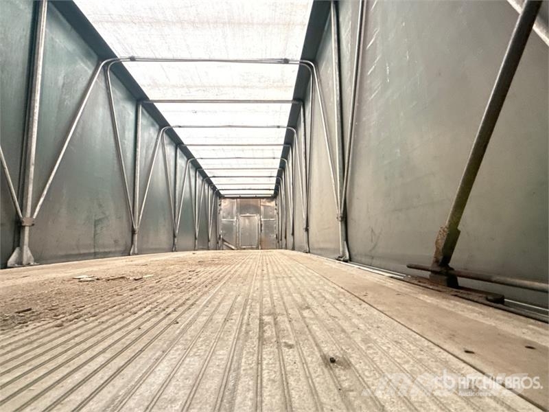 MAC TNAR48AA 48 ft T/A Spread Axle Curtain Side Traile مقطورات بغطاء جانبي