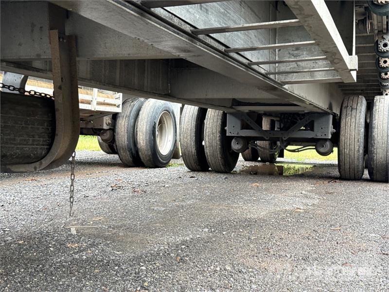 MAC TNAR48AA 48 ft T/A Spread Axle Flatbed Trailer Lavaperävaunut