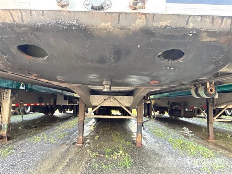 MAC TNAR48AA 48 ft T/A Spread Axle Curtain Side Traile Curtainsideranhänger