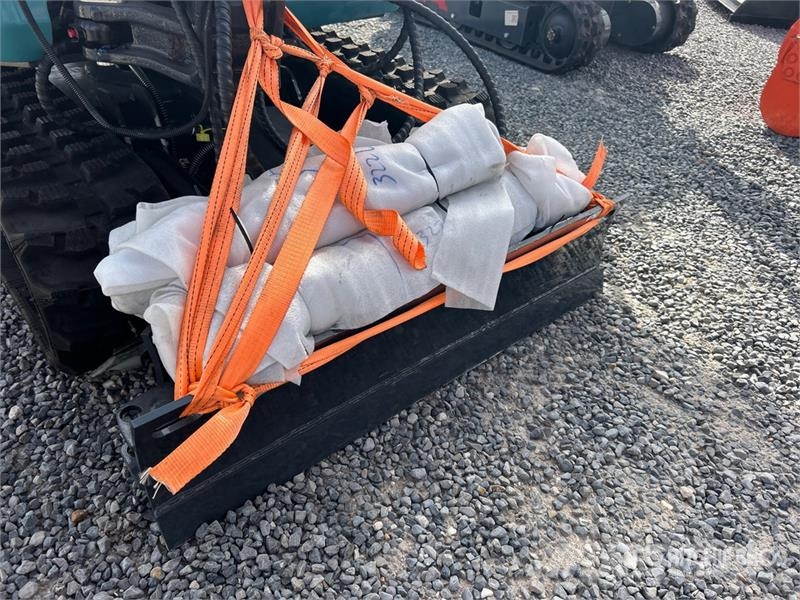 Mach Pro 322L-JBT Mini Excavator (Unused) Miniescavadeiras < 7t (Mini escavadeiras)