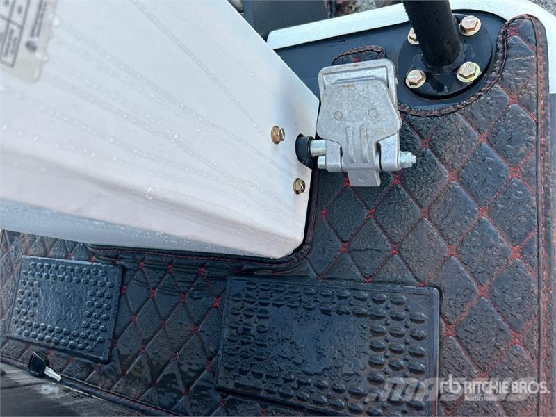 Machpro 319-WHITE-BLT Mini Excavator (Unused) Mini rýpadlá < 7t