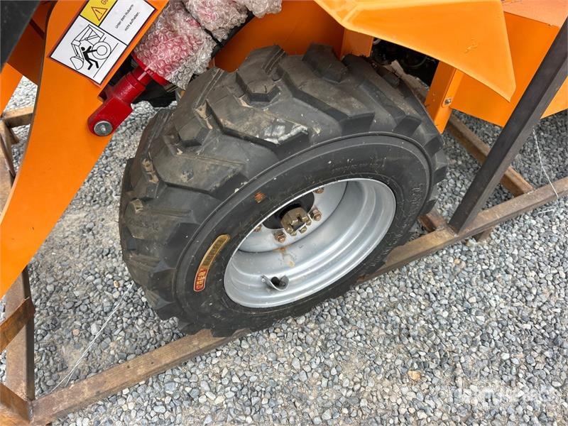 Machpro MP-L905 Mini Wheel Loader (Unused) لوادر بعجل