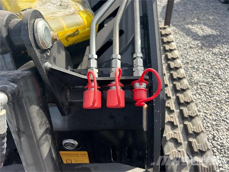 Machpro MPS310 Mini Compact Track Loader (Unused) لوادر انزلاقية التوجيه