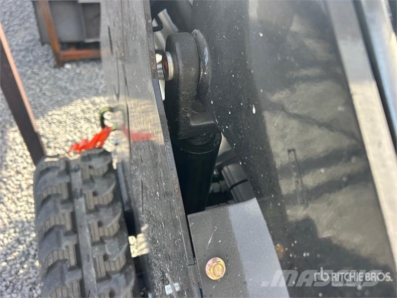 Machpro MPS310 Mini Compact Track Loader (Unused) لوادر انزلاقية التوجيه