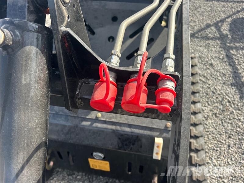 Machpro MPS310 Mini Compact Track Loader (Unused) لوادر انزلاقية التوجيه