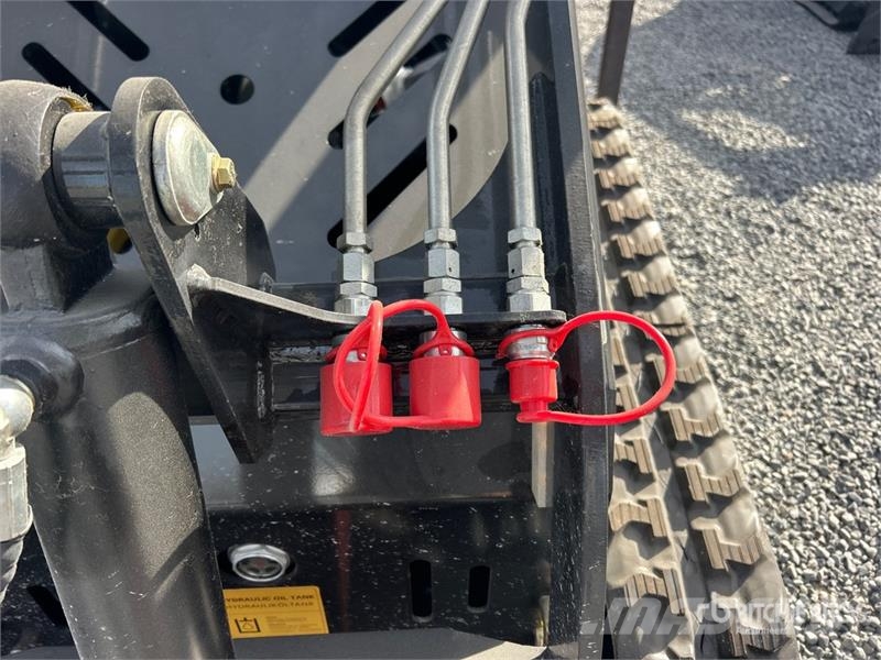 Machpro MPS310 Mini Compact Track Loader (Unused) لوادر انزلاقية التوجيه