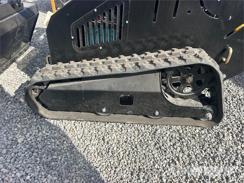 Machpro MPS310 Mini Compact Track Loader (Unused) لوادر انزلاقية التوجيه