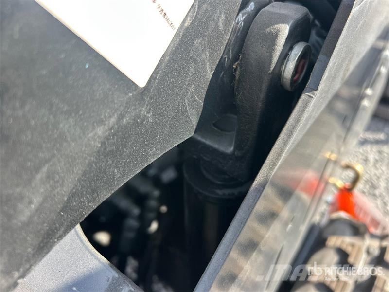 Machpro MPS310 Mini Compact Track Loader (Unused) لوادر انزلاقية التوجيه