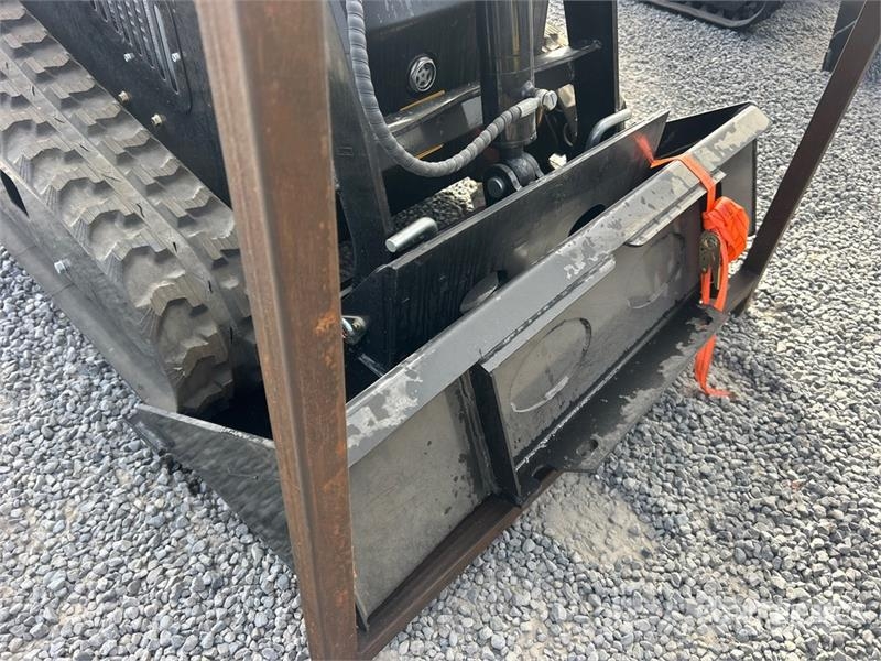 Machpro MPS310 Mini Compact Track Loader (Unused) Skid steer mini utovarivači