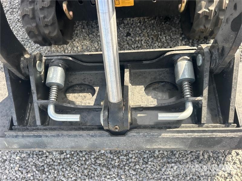 Machpro MPS310 Mini Compact Track Loader (Unused) لوادر انزلاقية التوجيه