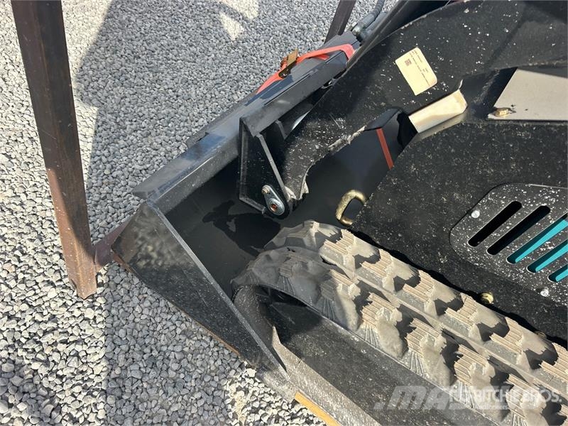 Machpro MPS310 Mini Compact Track Loader (Unused) لوادر انزلاقية التوجيه