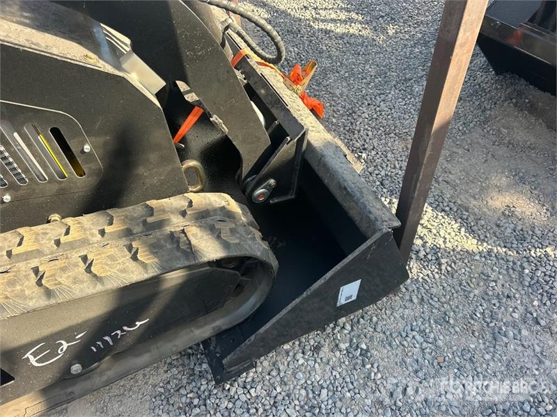 Machpro MPS310 Mini Compact Track Loader (Unused) Kompaktlaadurid