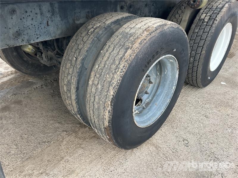 Mack 16000 5825 lb Knuckle Boom on Mack RB600 6x4 Boom Kraanaga veokid
